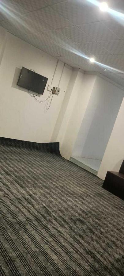 Oyo Golden Inn Hotel Meerut Εξωτερικό φωτογραφία