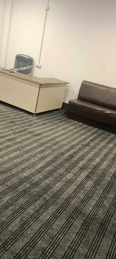 Oyo Golden Inn Hotel Meerut Εξωτερικό φωτογραφία